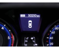 Hyundai i30 1,6 CRDi 81kW CZ Klima - 18