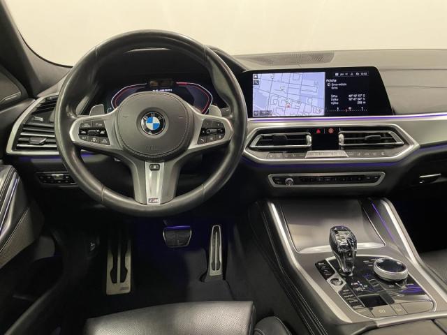 BMW X6 M50i-513