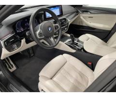BMW Řada 5 530d xDrive Sedan - 6