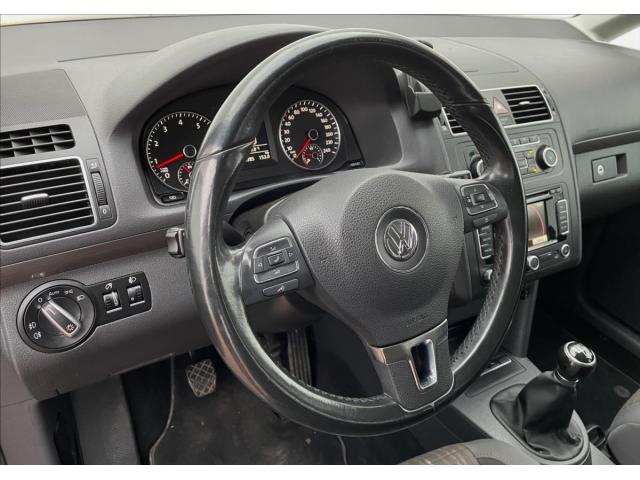 Volkswagen Touran 1,4 TSI,Cross,103kW,tažné zařízení-1226