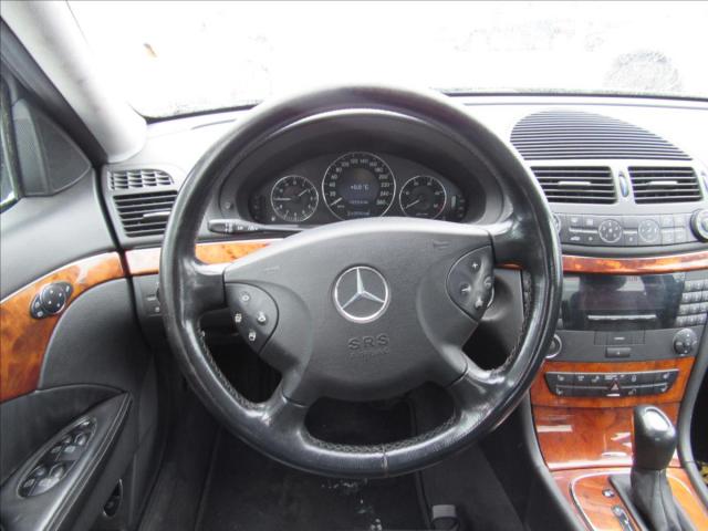 Mercedes-Benz Třídy E 2,7 E 270 CDI Elegance-1129