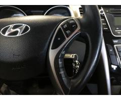 Hyundai i30 1,6 CRDi 81kW Weekend - 20