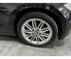 BMW Řada 1 2,0   i 90KW M-PAKET BI-XEN - 21