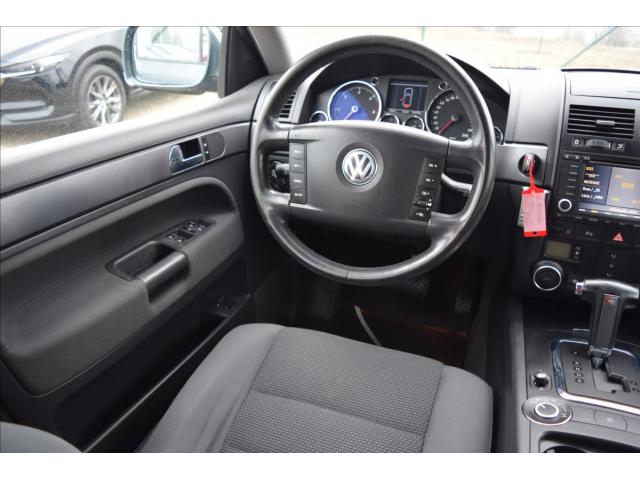 Volkswagen Touareg 2,5 TDI R5 128KW WEBASTO-2530