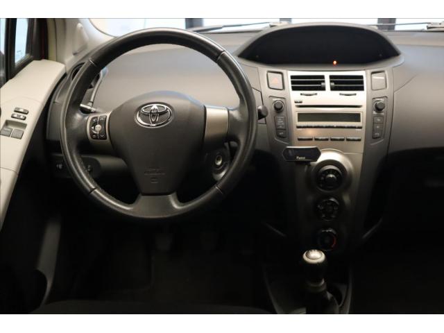 Toyota Yaris 1,0 Klimatizace-1118