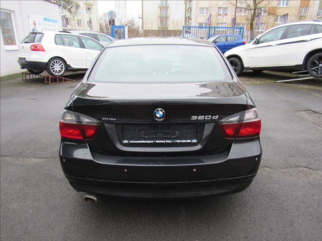 BMW Řada 3 2,0 320d E90-423