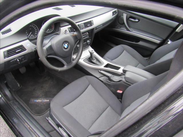 BMW Řada 3 2,0 320d E90-823