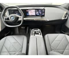 BMW iX xDrive40 Harman Tažné - 8