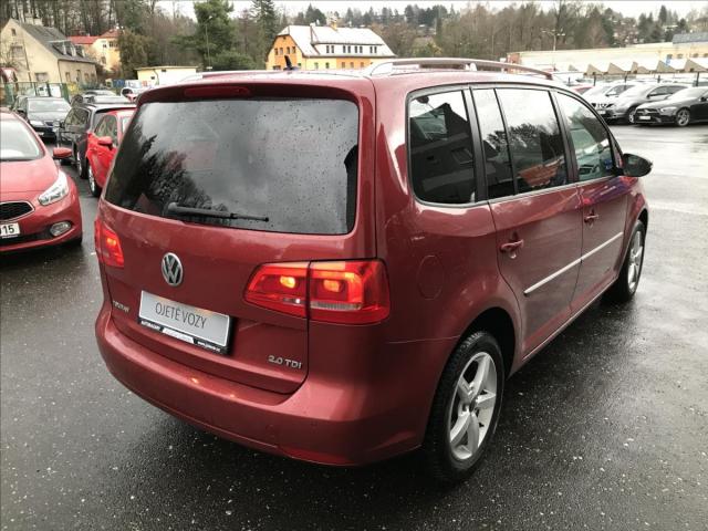 Volkswagen Touran 2,0 TDI 103kW 7 míst-415