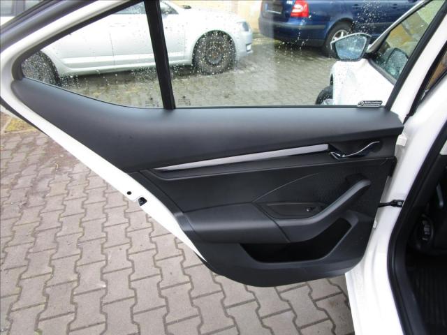 Škoda Octavia 1,5 TSI 110kW  1.MAJITEL CZ-2030