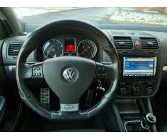 Volkswagen Golf 2,0 GTi 19" ALU TOP STAV - 16