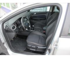 Ford Focus 1,6 Duratec Ti-VCT Trend - 16