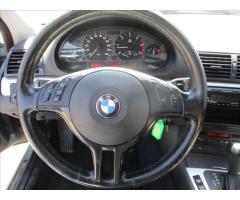BMW Řada 3 3,0 330d Touring Aut. po STK - 13