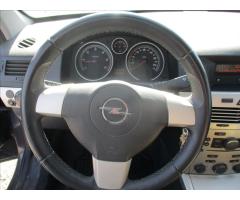 Opel Astra 1,9 CDTi 88 kW Enjoy Caravan CZauto - 14