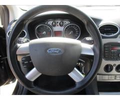 Ford Focus 1,6 i 16V 74kw Trendline Touring - 14