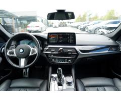 BMW Řada 5 540i M sport paket/AT/lasery - 27