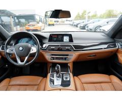 BMW Řada 7 730d xDrive/Lasery/šíbr/DPH - 27