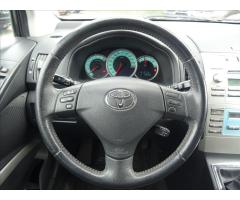 Toyota Corolla Verso 1,8 VVT-i 7.míst, 2x kola - 23