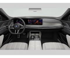 BMW Řada 7 M760e xDrive Sedan - 4