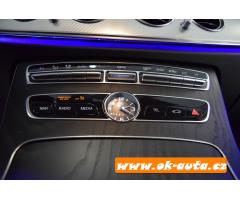 Mercedes-Benz Třídy E 220D 143kW LCD COCKPIT 12/2019 - 43