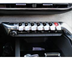 Peugeot 3008 GT Plug-in HYBRID 225 e-EAT8 - 17