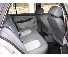 Škoda Fabia 1,4 16V Comfort Combi - 10