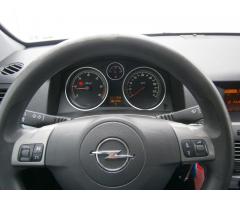 Opel Astra 1,9 KOMBI 1.9 CDTI - 17