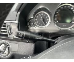 Mercedes-Benz Třídy E 2,2 E 250 CDI BlueEFFICIENCY Avantgarde - 19