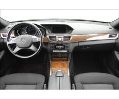 Mercedes-Benz Třídy E 3,0 E300d 170kW LED 360°KAM AT - 7