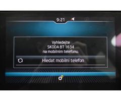 Škoda Octavia 2,0 TDi 110kW DSG ACC LED BOLERO - 19