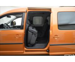 Volkswagen Caddy 2,0 TDi 103kW MAXI 7MÍST XENON - 25