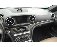 Mercedes-Benz SL 4,7 500 320kW V8 AMG - 26