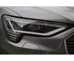 Audi e-tron 0,0 55 300kW Q AIR ACC KEYLESS - 50