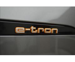 Audi e-tron 0,0 55 300kW Q AIR ACC KEYLESS - 52