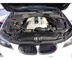 BMW Řada 5 4,4   545i SPORT EDITION - 41