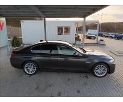 BMW Řada 5 2,0 520d xDrive Luxury Line - 5