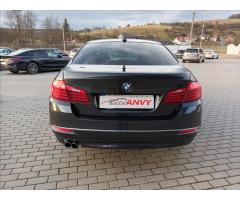 BMW Řada 5 2,0 520d xDrive Luxury Line - 15