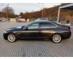 BMW Řada 5 2,0 520d xDrive Luxury Line - 17