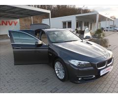 BMW Řada 5 2,0 520d xDrive Luxury Line - 18