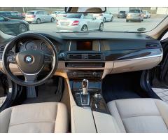 BMW Řada 5 2,0 520d xDrive Luxury Line - 22