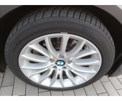 BMW Řada 5 2,0 520d xDrive Luxury Line - 34