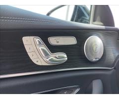 Mercedes-Benz Třídy E 2,0 220d,4MATIC,AMG,ČR,LED - 36