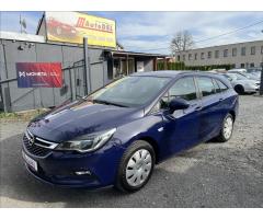 Opel Astra 1,6 CDTi 81kW  Navigace,8xPneu - 2
