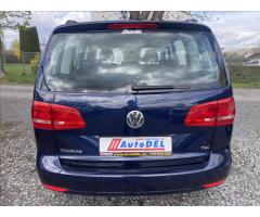Volkswagen Touran 1,6 TDi  Serviska,Navigace,ALU - 5
