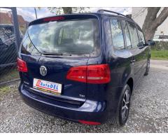 Volkswagen Touran 1,6 TDi  Serviska,Navigace,ALU - 6