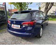 Opel Astra 1,6 CDTi 81kW  Navigace,8xPneu - 6