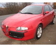 Alfa Romeo 147 1,9 JTD 103 kW, Serviska - 1