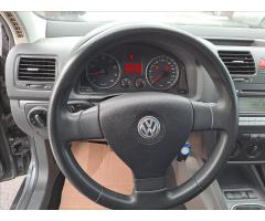 Volkswagen Golf 1,6 i + LPG Trendline Variant - 11