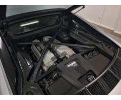 Audi R8 5,2 FSI V10 plus QUATTRO Ceramic - 31