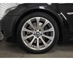 BMW M5 5,0 M5  e60 V10 SERVIS - 33